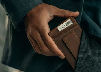 “Exploring the World of Finanzas: A Journey of Growth”