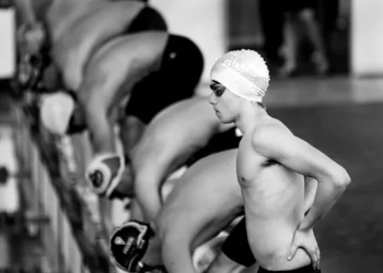 “Deportes: The Universal Language of Joy and Unity”