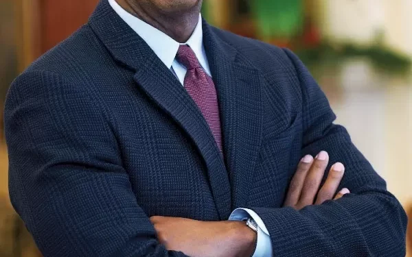 Public Interest Attorney Bryan Stevenson to Receive 2024 Moynihan Prize