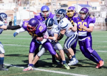 “The Enduring Power of Deportes: A History of Sports”