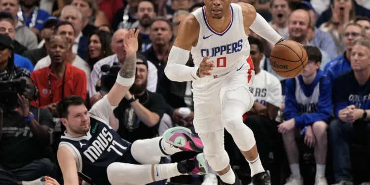 Clippers Eyeing Future Hall of Famers as Russell Westbrook Replacements: Report