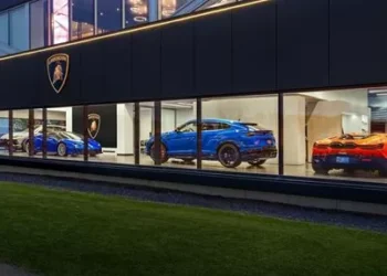 Automobili Lamborghini Debuts Refreshed Calgary Showroom