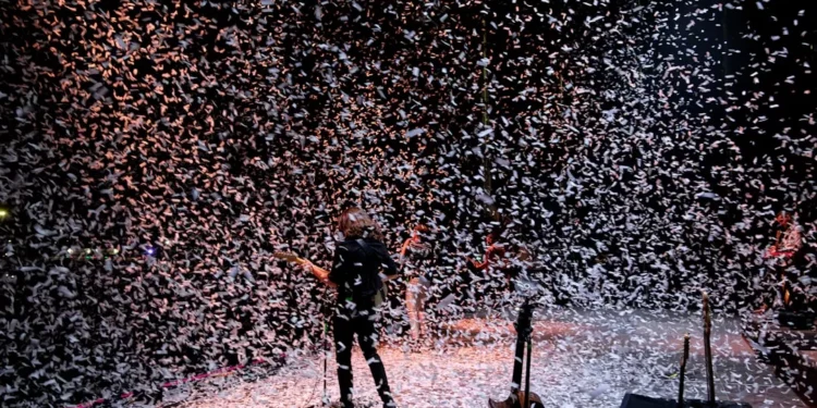 “The Unifying Power of Music: Breaking Barriers and Connecting Souls”