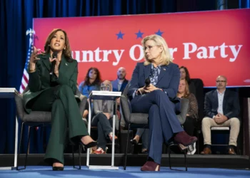 Muslim Spectator at Kamala Harris Event Escorted Out of Venue