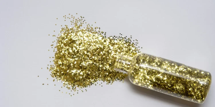 Turning to Glitter in Management Studies – Why We Should Take ‘Unserious’ Glitter Serious to Understand New Management Practices