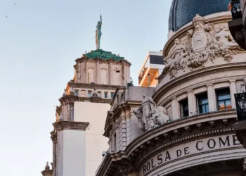 “The Power of Economía: Shaping Our World through Production and Consumption”