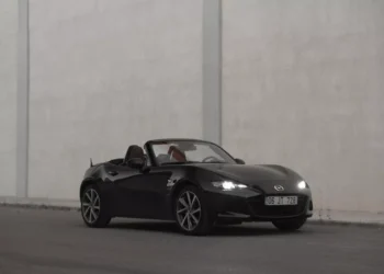 “The Power of Social Media: Connecting, Sharing, and Discovering”