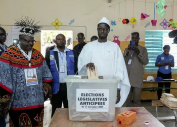Senegal’s ruling party set to retain as opposition waves white flag
