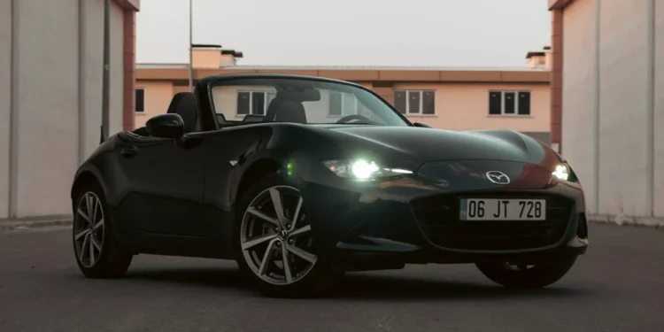 “Social Media: The Modern Way of Connection”