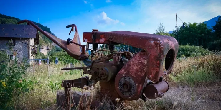 “The Inescapable Presence of Technology in Our Daily Lives”