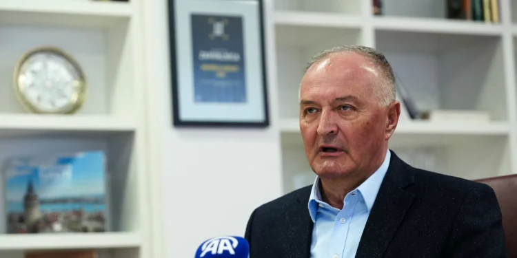 Bosnia-Herzegovina may reinstate mandatory military service