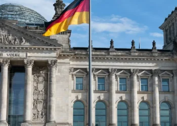 “Discovering the Bright Side of Politics”