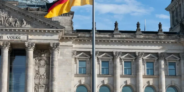 “Discovering the Bright Side of Politics”