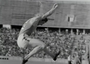 “The Enduring Significance of Deportes in Human Society”