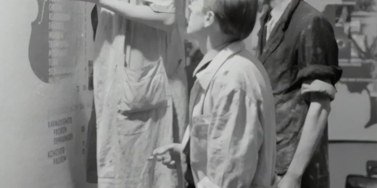 “Deportes: A Universal Language Uniting Cultures and People”