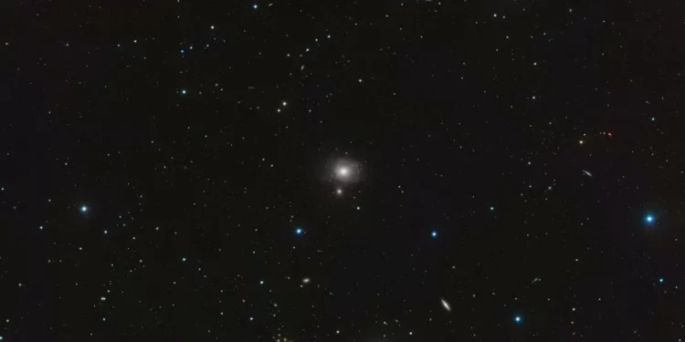 Astronomers Spot Galaxy NGC 3640 With a Past of Consuming Smaller Galaxies