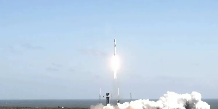 SpaceX Falcon 9 Completes 450th Mission, Deploys 23 Starlink Satellites