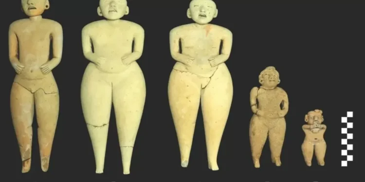 2,400-Year-Old Puppets with Expressive Faces Discovered in El Salvador