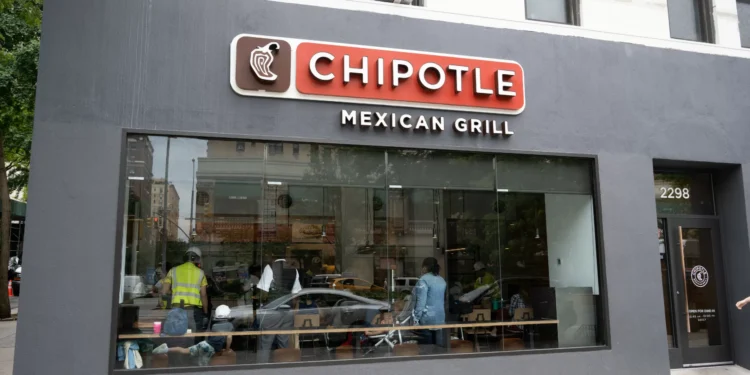 Fact Check: Is Chipotle Mexican Grill Closing in 2025?
