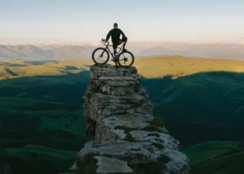 “Deportes: The Universal Language of Unity and Inspiration”