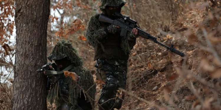 Putin lauds ‘heroes’ as N. Korea confirms Russia troop deployment