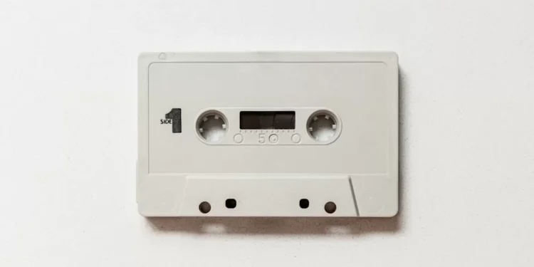 “The Unifying Power of Música: Breaking Barriers, Connecting Cultures”