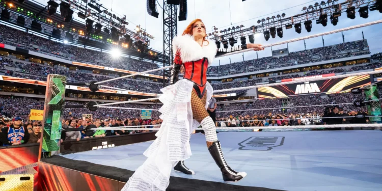 Becky Lynch Makes WWE Return at WrestleMania 41