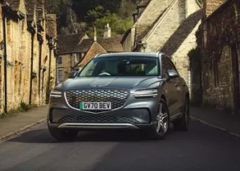 PERFECTING ATHLETIC ELEGANCE: THE NEW GENESIS ELECTRIFIED GV70