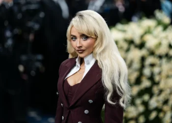 Fans React to Sabrina Carpenter Resembling Gunther at Met Gala