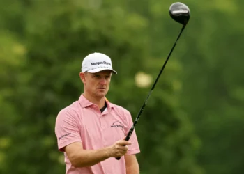 The Memorial: Justin Rose ‘Kicked in the Goolies,’ Bounces Back