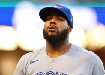 Blue Jays’ Vladimir Guerrero Sends Anthony Santander Message as Concerns Grow
