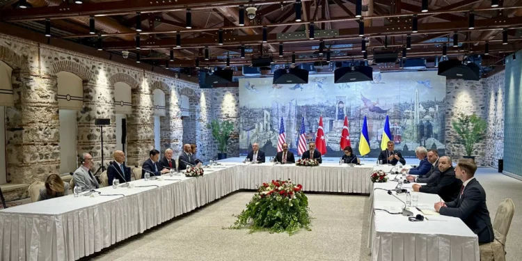 Russia, Ukraine reach deal to exchange prisoners