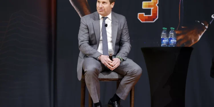 Suns Cut List of Head Coach Candidates to Four