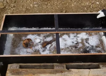 1,350-Year-Old Burial Reveals ‘Ice Prince’ Toddler Laid to Rest With Sword and Silk Robes