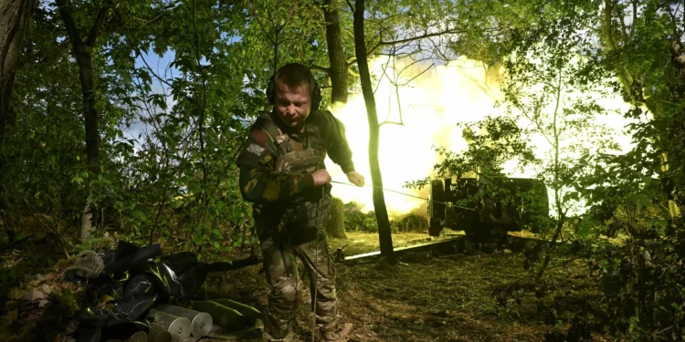 Ukraine gets new land forces commander as Russian attacks intensify