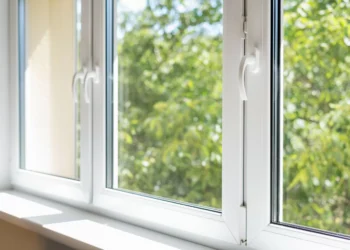 People Urged to Keep Windows Closed Overnight Wednesday in One State