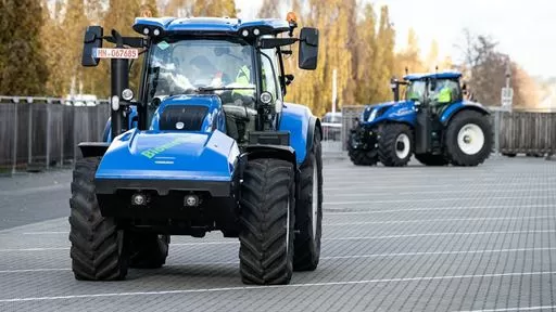 Agritechnica: Spotlight on alternative drive systems for agricultural machinery