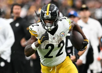 Dallas Cowboys Named Potential Suitor For Ex-Steelers Standout