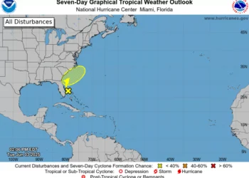 Hurricane Center Forecast Reveals Chances of New Storm Off Southeastern Coast