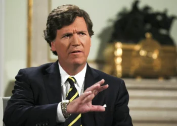 Tucker Carlson Blasts Former Fox News Colleague Sean Hannity: ‘Warmongers’