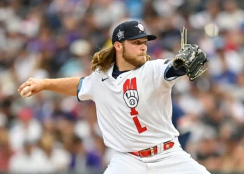 Former Cy Young Award Winner to Undergo Season-Ending Surgery