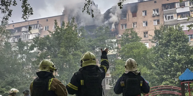 Ukraine blasts Russia for sabotaging swap deal amid Kharkiv strikes