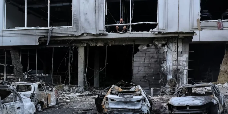 Zelenskyy renews call for Putin meeting as Russian strikes kill child