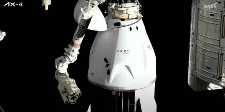 Axiom Space’s Ax-4 Crew Returns from ISS Aboard SpaceX Dragon Grace After Record Research Mission