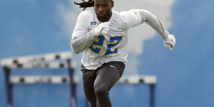 Chargers RB Najee Harris Injured in 4th of July Fireworks Accident