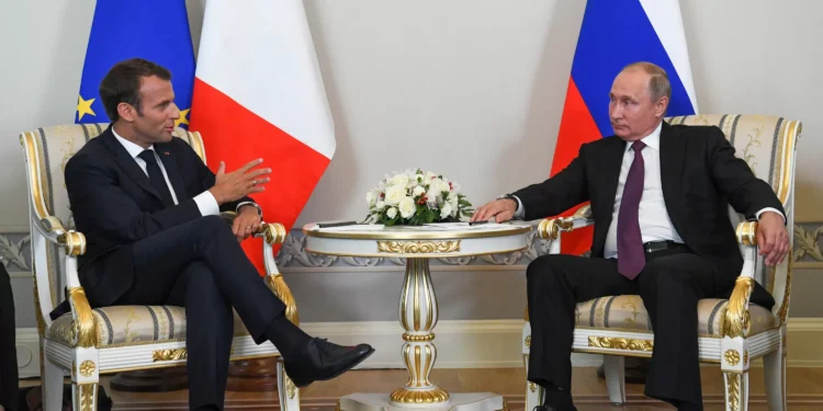 Putin, Macron discuss Ukraine, Iran in 1st call since 2022