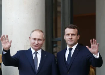 Macron, Putin discuss Ukraine, Iran in 1st phone call since 2022