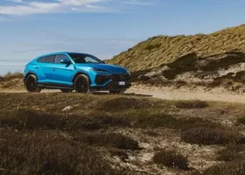 Automobili Lamborghini captivates Sylt: performance meets art