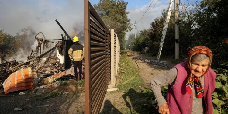 Zelenskyy demands security guarantees 1st before meeting Putin