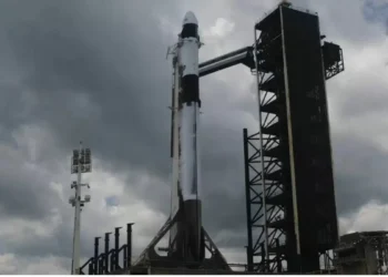 SpaceX, NASA Delay Crew-11 Launch Due to Thick Clouds over Kennedy Space Center